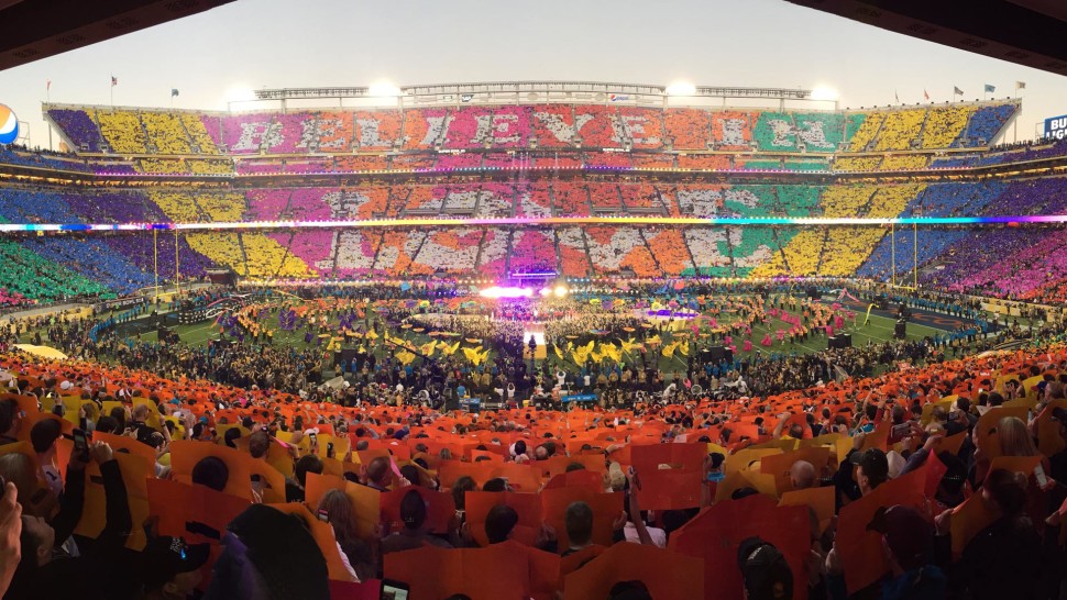 Believe in Love - Super Bowl 50 Half Time Performance Love Movement