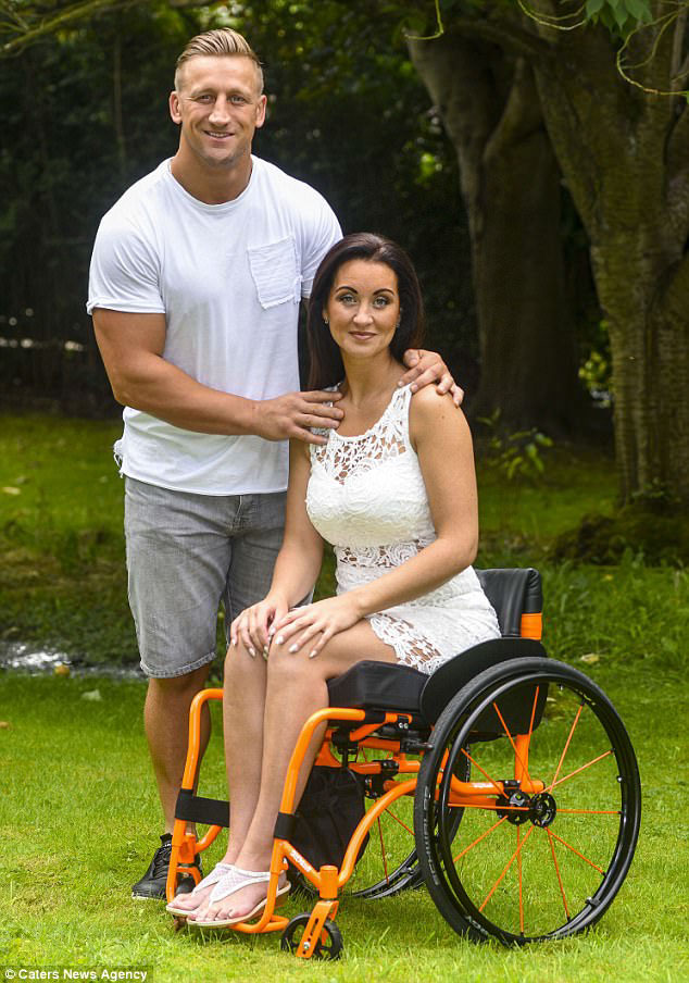 Woman overcomes paralysis, finds love with trainer