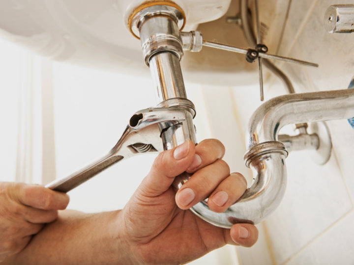 Man Fixes Plumbing for Seniors Free of Charge