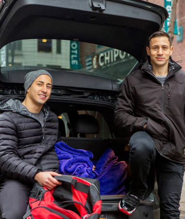 Brothers Deliver Blankets to Homeless, With Loving Notes Attached