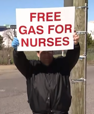 Man Fills Up Gas Tanks for Dozens of Nurses