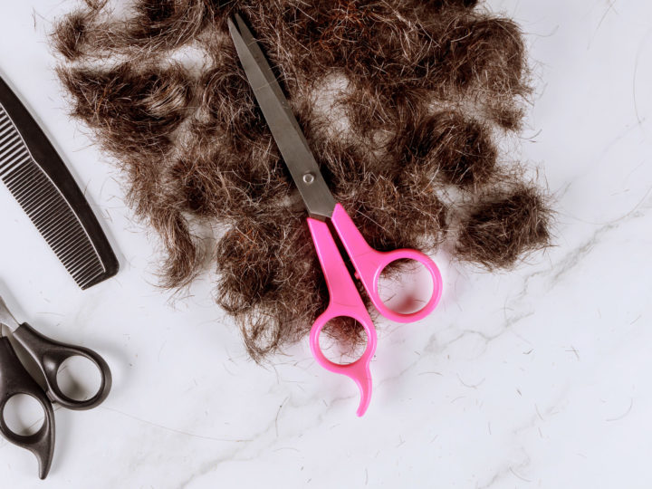 Heartwarming Video of Boyfriend Shaving Girlfriend’s Hair