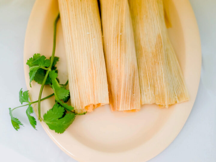 Man Buys All of Vendor’s Tamales to Give to Homeless